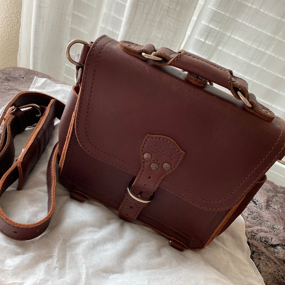 Saddleback rounded leather satchel